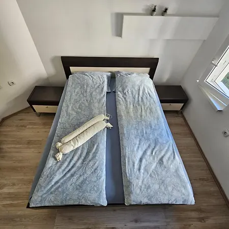 Appartement Potkrovlje Riki U Centru Beograda