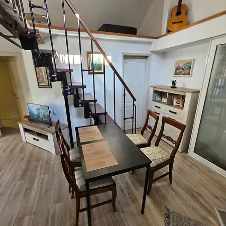 Potkrovlje Riki U Centru Beograda Belgrade